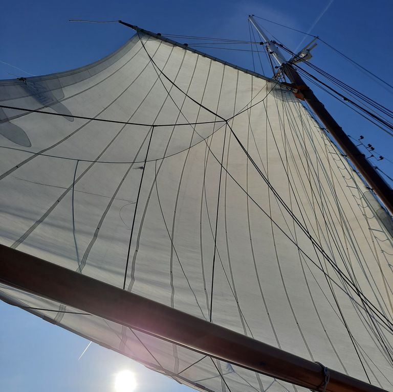 Entspannung plus | Segelboot 
